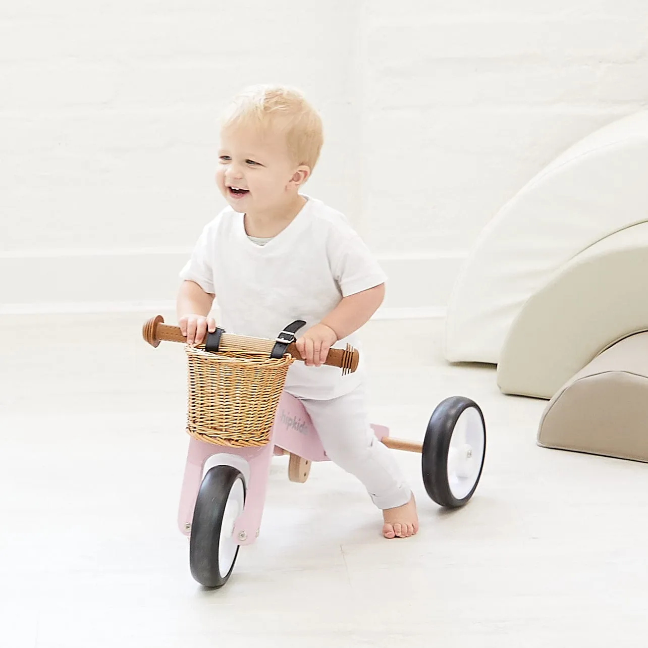 2 in 1 Toddler Mini-Trike/Balance Bike with Wicker Basket