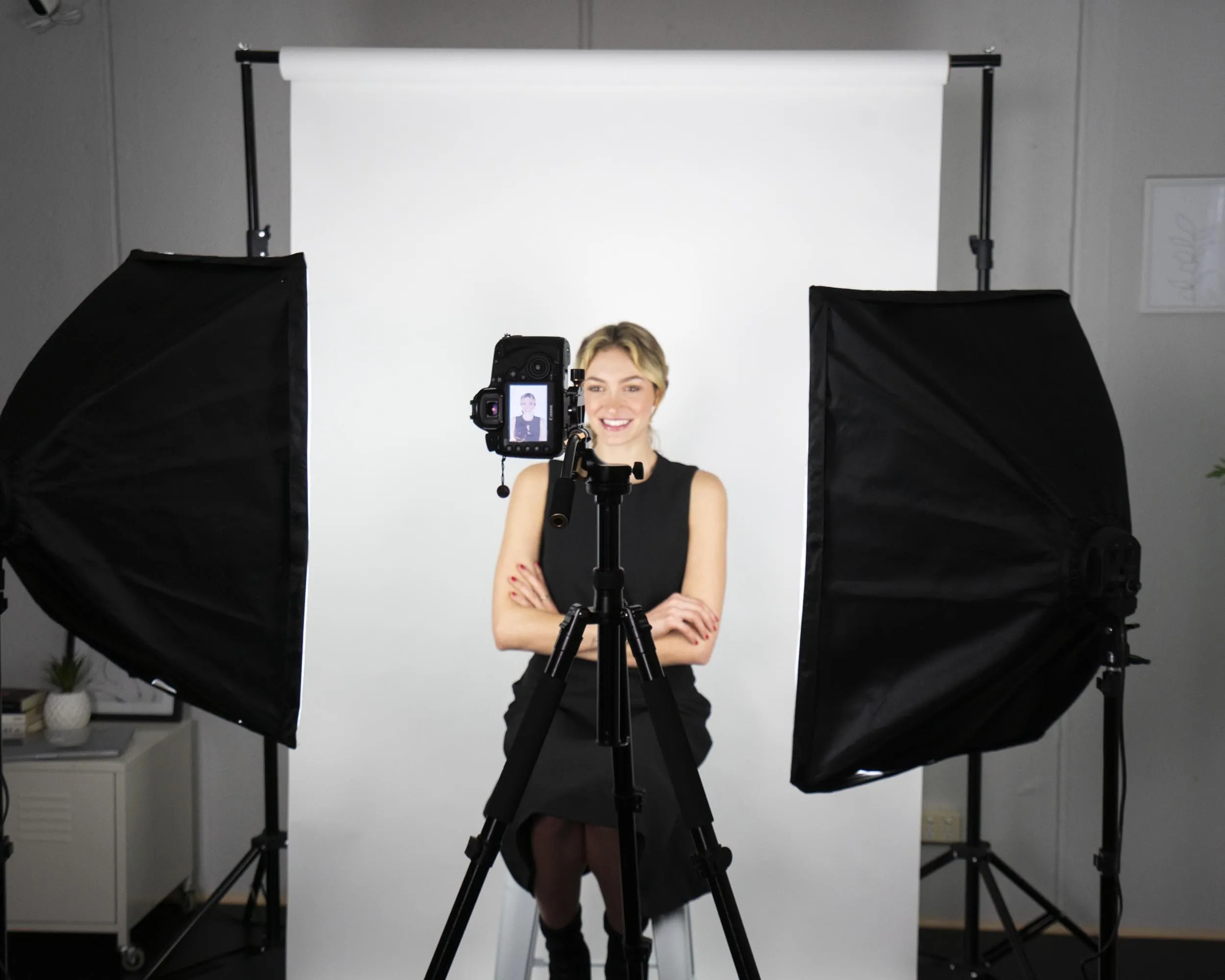 DIY Corporate Headshots Photography Lighting 'LINKEDIN' Kit