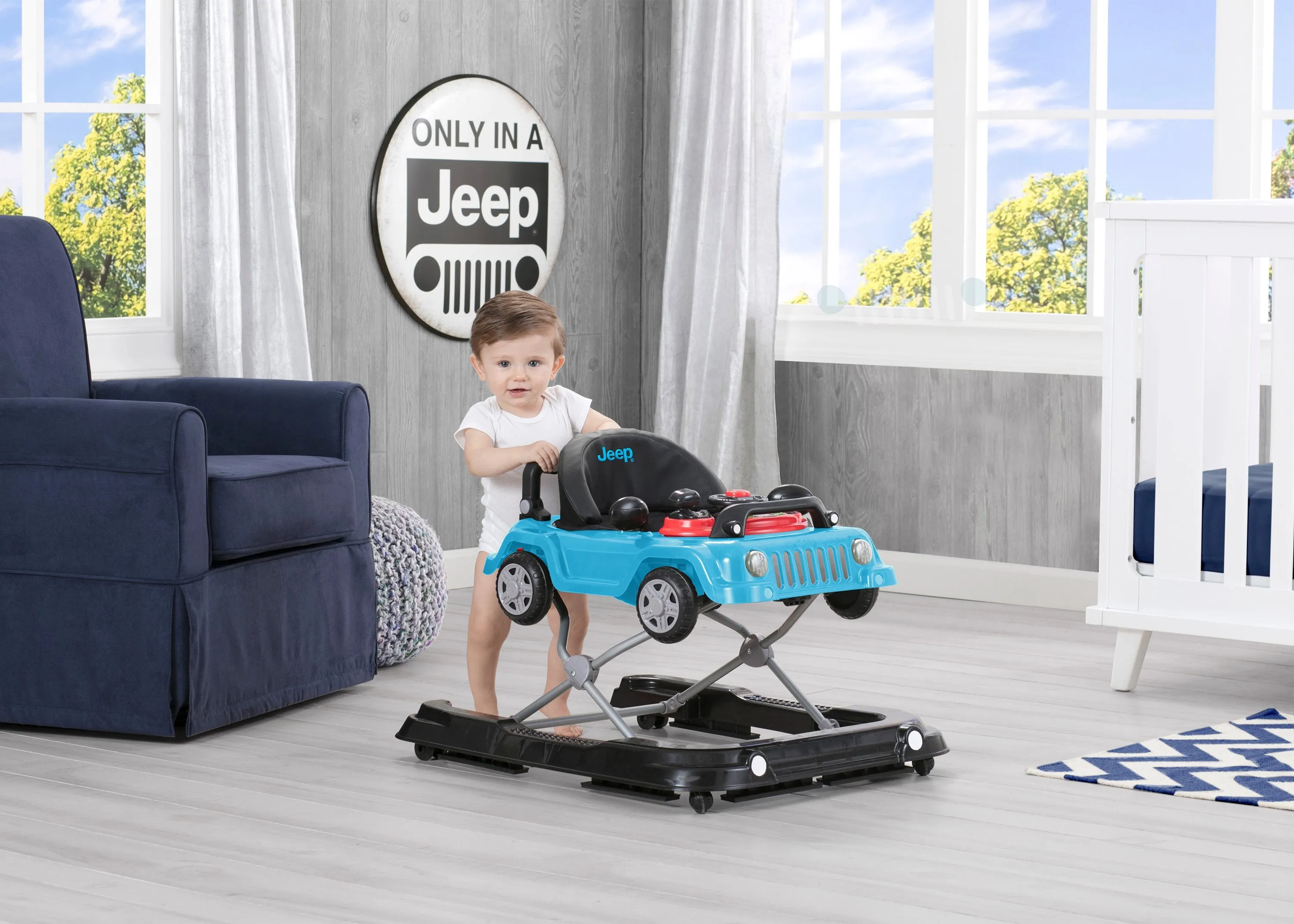 Jeep® Classic Wrangler 3-in-1 Grow With Me Walker