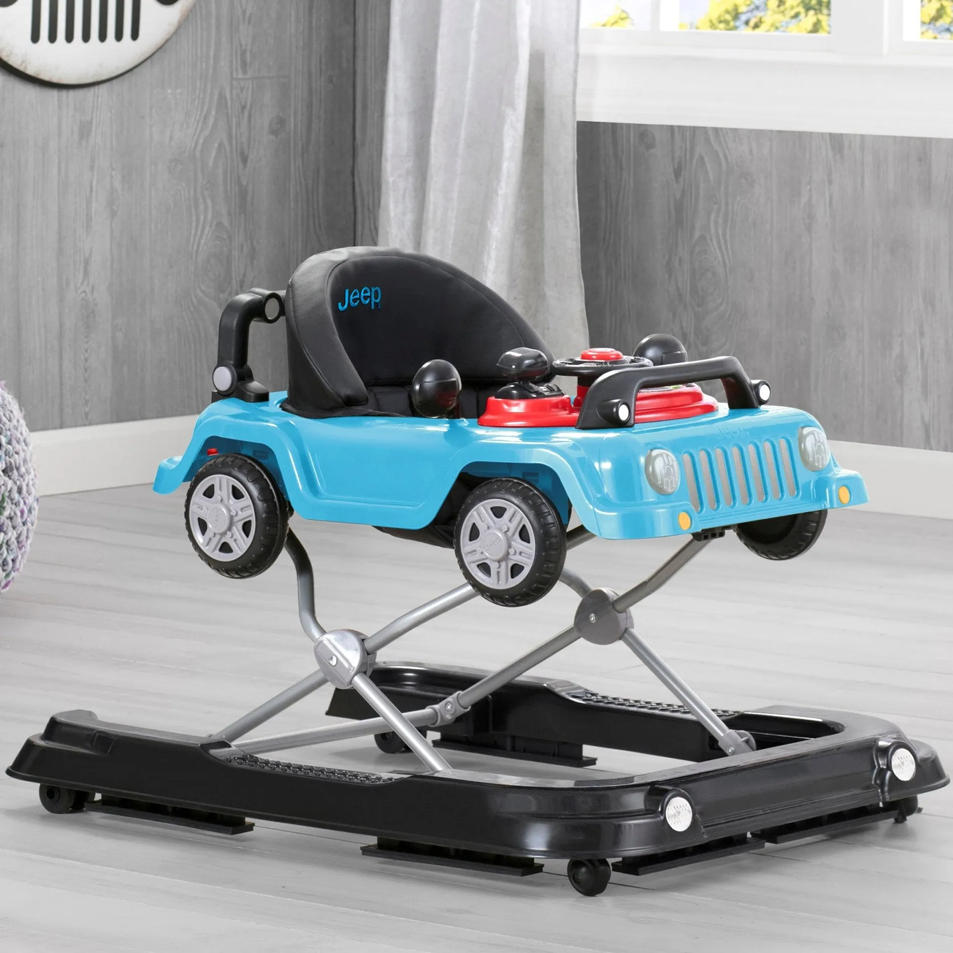 Jeep® Classic Wrangler 3-in-1 Grow With Me Walker