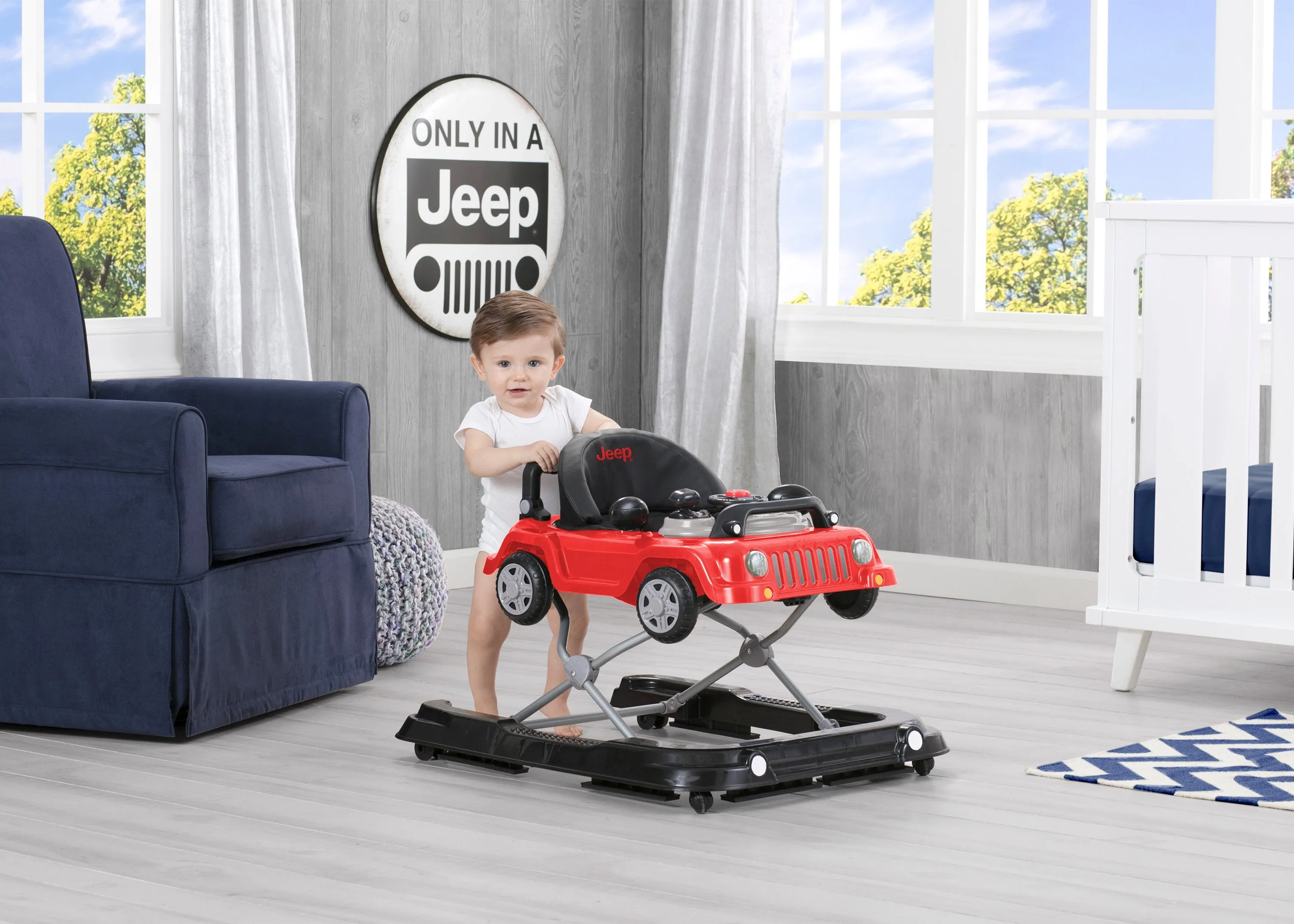 Jeep® Classic Wrangler 3-in-1 Grow With Me Walker